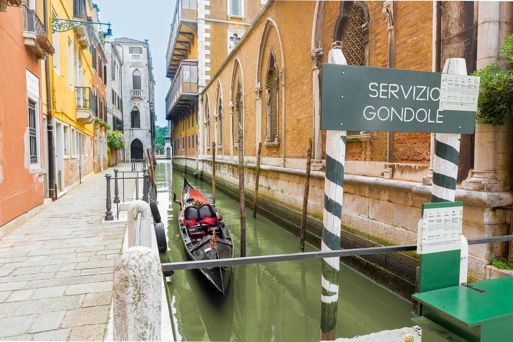 Ve.N.I.Ce Cera Casa Santo Stefano Appartement Venetië Buitenkant foto