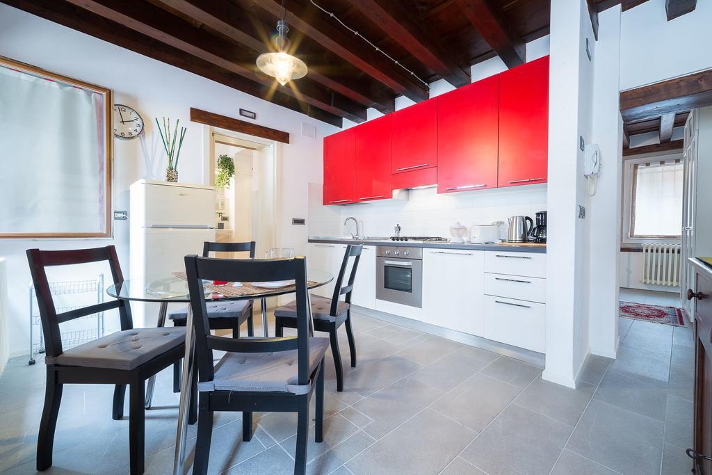 Ve.N.I.Ce Cera Casa Santo Stefano Appartement Venetië Buitenkant foto
