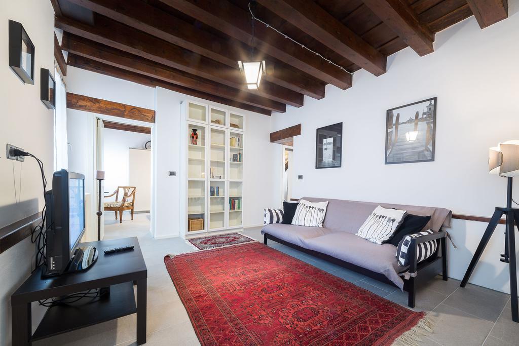 Ve.N.I.Ce Cera Casa Santo Stefano Appartement Venetië Buitenkant foto